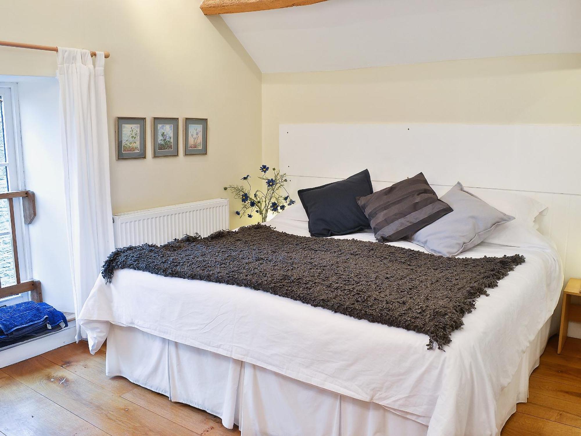Shaplands Barn Villa Cold Ashton Dış mekan fotoğraf